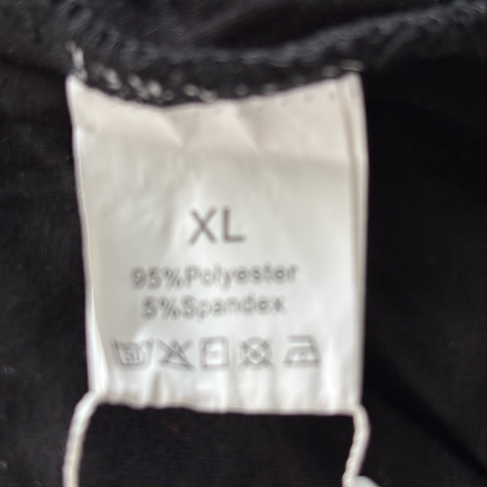 NWT Chrii Black Popcorn Cropped Tank Going Out Stretchy Textured Top Size XL - Picture 5 of 5